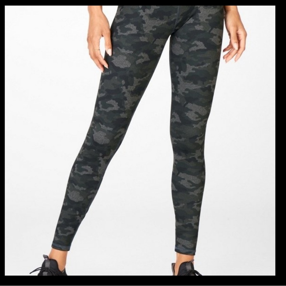 FABLETICS camouflage yoga running Pilates legging pant with key pockets